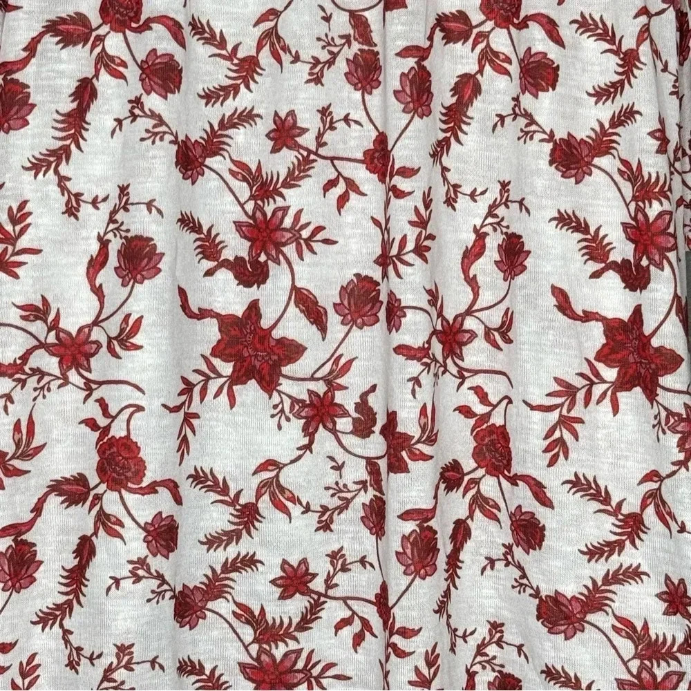 Suzanne Betro 1X Shirt Top Red Floral Flower Short Sleeve Scoop Neck Button Back - Picture 2 of 7